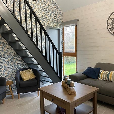 Cottage Chaleureux Dans Domaine Prive Signy-le-Petit 外观 照片