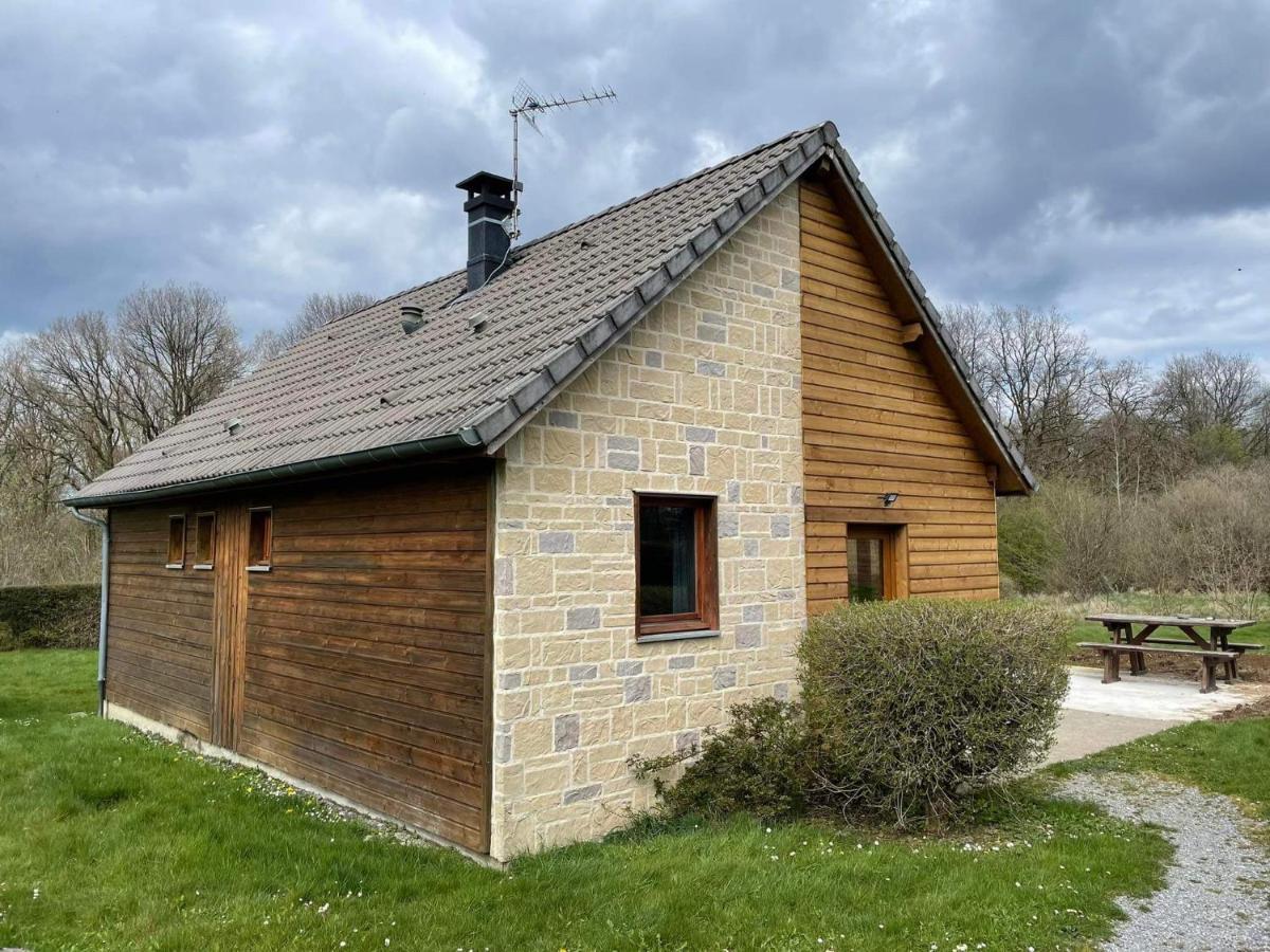 Cottage Chaleureux Dans Domaine Prive Signy-le-Petit 外观 照片