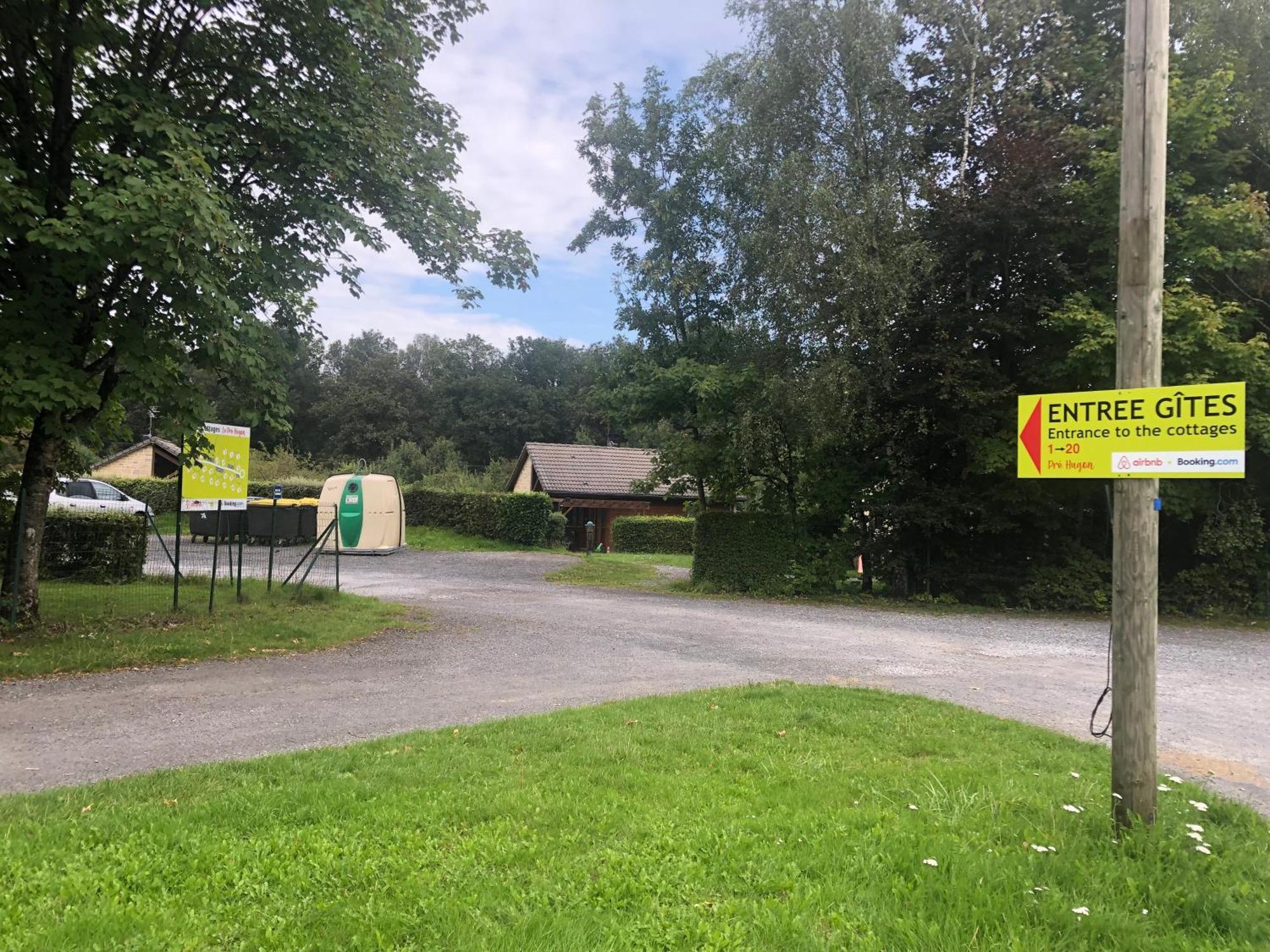 Cottage Chaleureux Dans Domaine Prive Signy-le-Petit 外观 照片